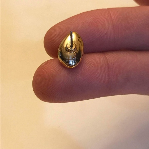 Tory Burch Mikah Stud Earrings REDUCED - Picture 6 of 7